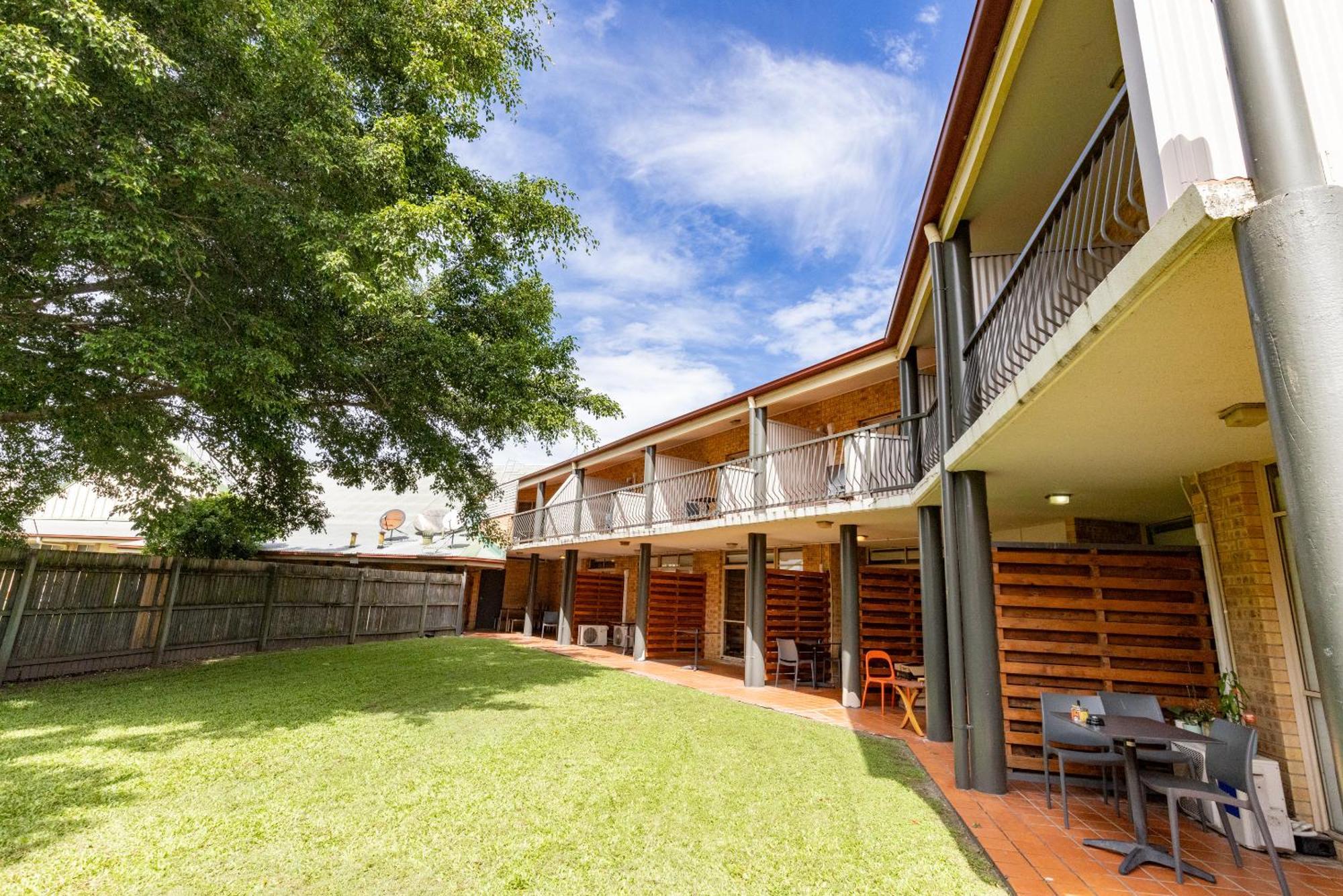 Sundowner Hotel Motel Caboolture Exterior photo
