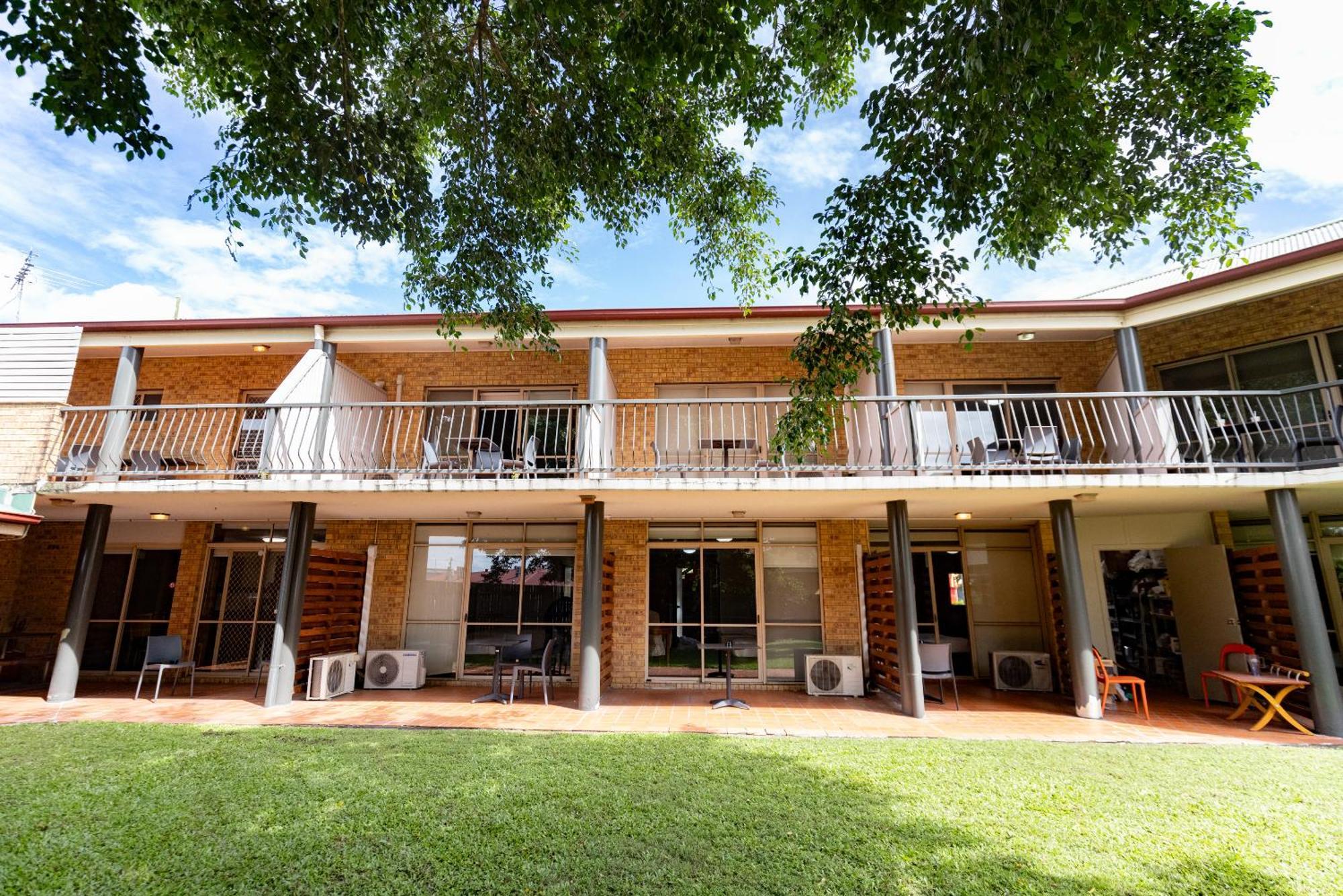 Sundowner Hotel Motel Caboolture Exterior photo