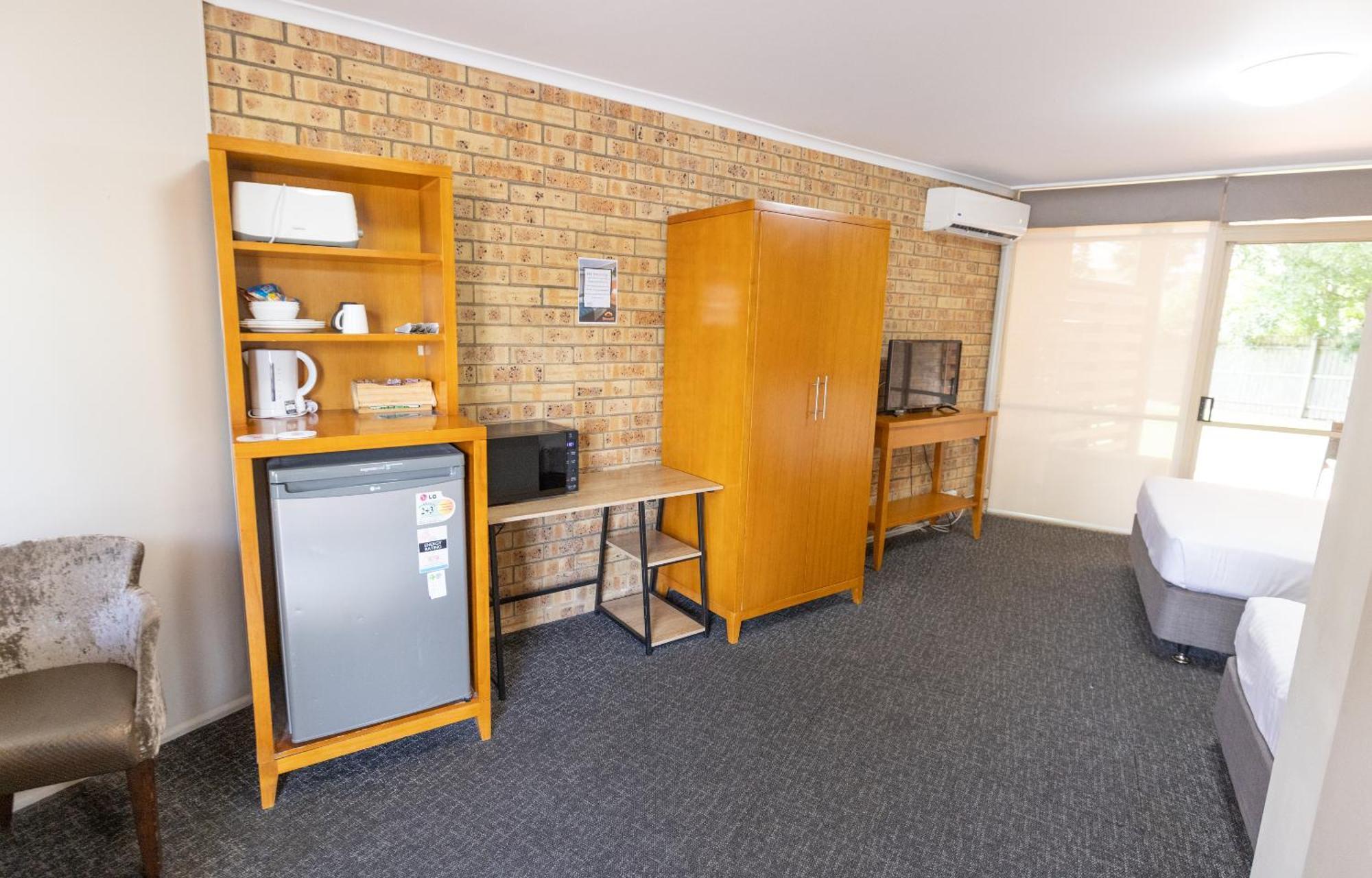 Sundowner Hotel Motel Caboolture Exterior photo